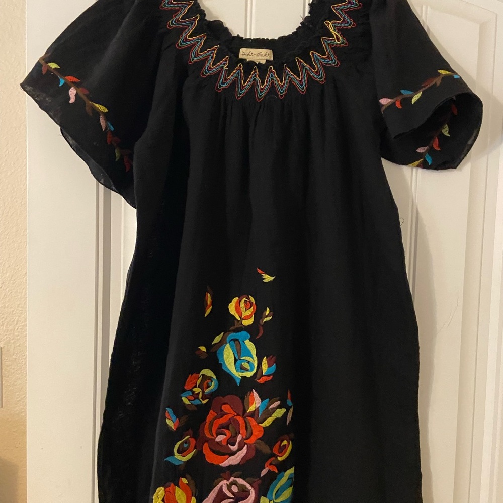 Women’s Doki-Gali Embroidered Black Dress L